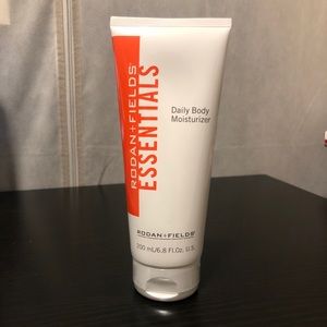 NEW✨ Rodan and Fields Daily Body Moisturizer